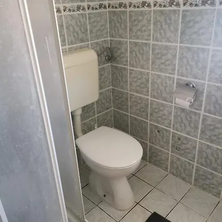Apartament Maria - Near The In Vir